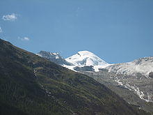 Vue sur l'Allalinhorn depuis Saas-Fee.