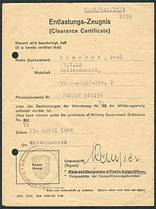 A 1948 denazification clearance certificate from Wattenscheid in the British Zone Amtsdokument Paul Fischer 1948 Zivilist Entlastungs-Zeugnis Clearance Certificate Entnazifizierungsausschuss Stadtkreis Wattenscheid.jpg