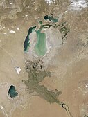 Aral sea from space in 2002.jpg