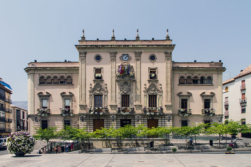 File:Ayuntamiento de Jaén - no rain corp.jpg