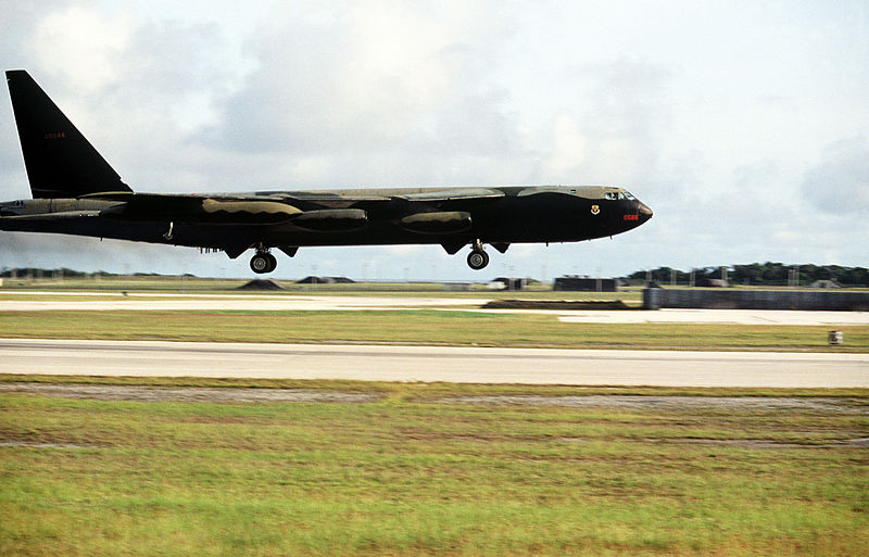 File:B-52D 43rd Wing landing at Andersen AFB 1982.JPEG