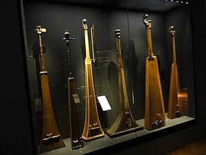 Trompettes marines (Musée de la musique de Bâle).