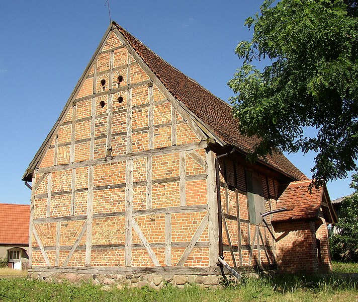 File:Blumenthal Horst chapel.jpg