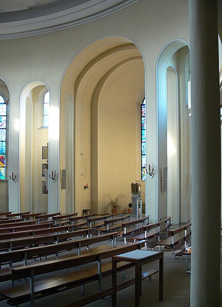 File:Bregenz Pfarrkirche Mariahilf innen 4.jpg