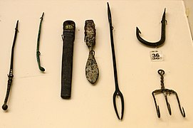 Bronze fishermans tackles, Kanellopoulos Museum, 225061.jpg