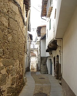 Calle de la Villa de Gata en Cáceres.jpg