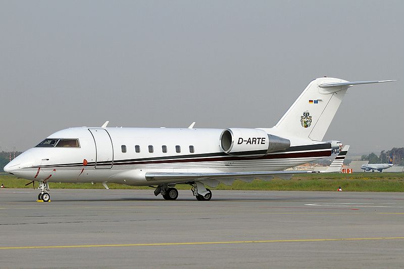 File:Canadair CL-600-2B16 Challenger 601-3A AN1916333.jpg