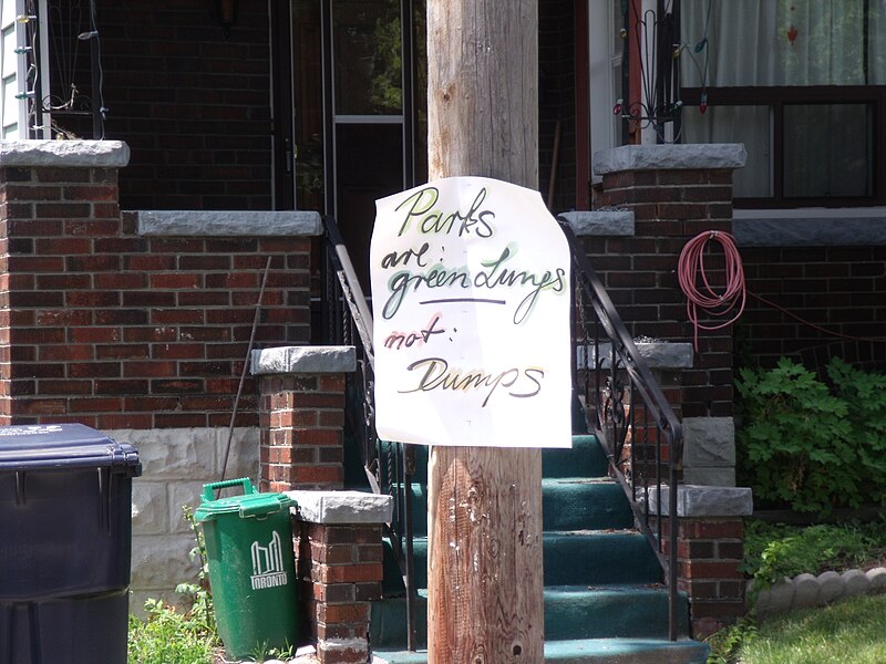 File:Christie Pits Protest 5.JPG