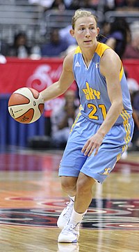 Courtney Vandersloot.jpg