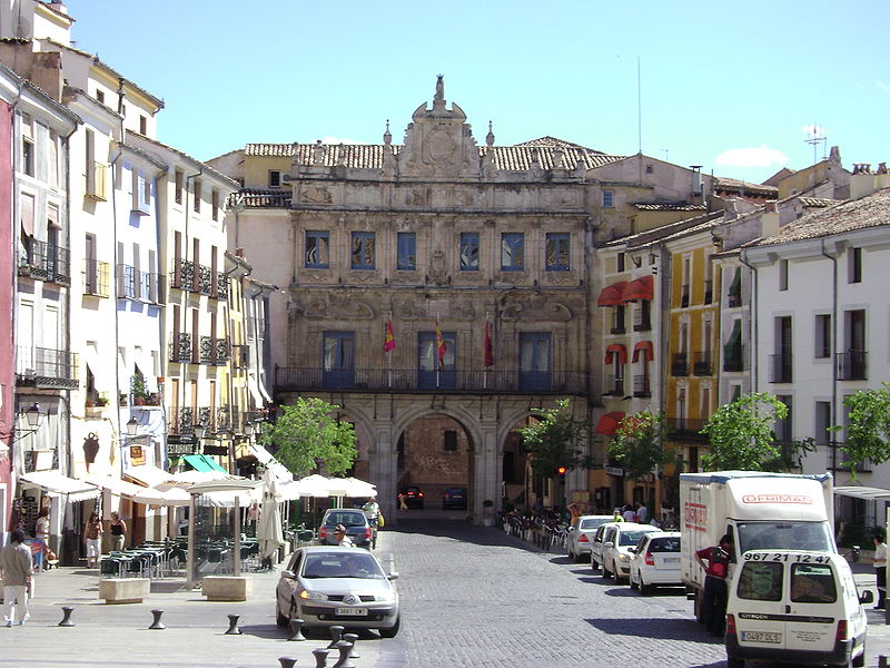 File:Cuenca Plaza mayor.JPG