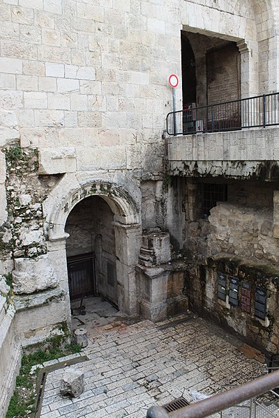 File:Damascus Gate - Jerusalem.jpg