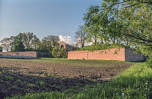 Castle gate and bastions Dankow1 (js).jpg