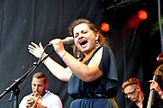 Deutsch: Dikanda (POL), Bühne Insel Schütt, 40. Musikfestival Bardentreffen 2015 in Nürnberg, Deutschland English: Dikanda (POL), Schuett island stage,40th music festival 'Bardentreffen' 2015 at Nuremberg, Germany Festivalsommer This photo was created with the support of donations to Wikimedia Deutschland in the context of the CPB project "Festival Summer". Deutsch ∙ English ∙ español ∙ français ∙ italiano ∙ português ∙ sicilianu ∙ svenska ∙ Türkçe ∙ беларуская (тарашкевіца) ∙ македонски ∙ українська ∙ +/−