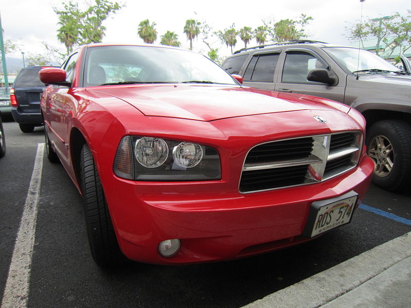 File:Dodge Charger SXT (15307728396).jpg