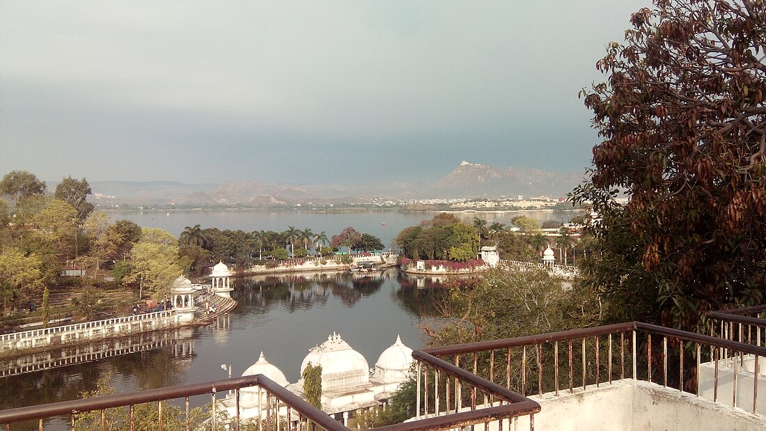 Doodh Talai Lake