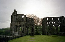 Dundrennan Abbey - geograph.org.uk - 813121.jpg