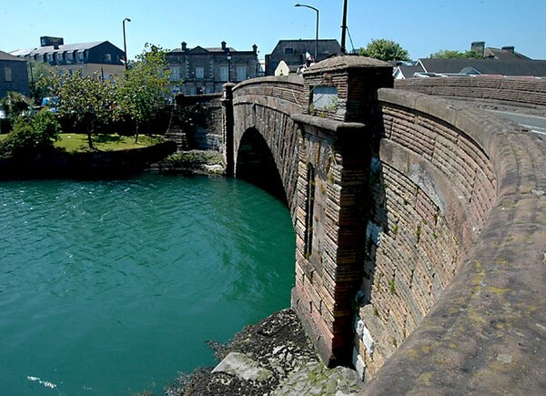 Devonshire Bridge