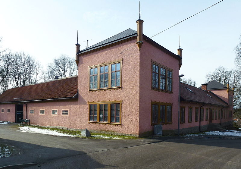 File:Enskede gård Fyrkanden 2014a.jpg
