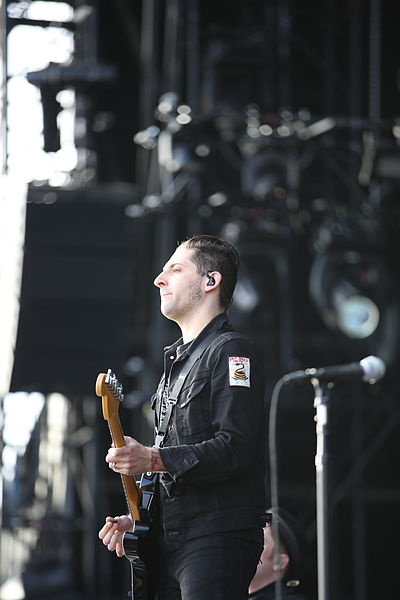 File:Fall Out Boy Rock am Ring 2014 (3).JPG