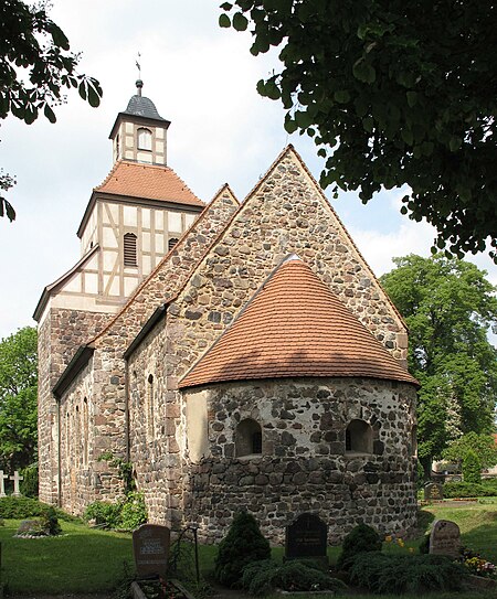 Feldsteinkirche Wildenbruch 3