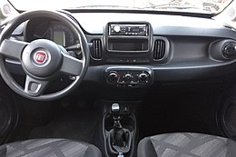 Fiat Mobi 1.0 Gilla interior.jpg