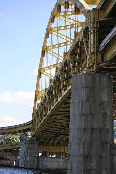 File:Fort duquesne bridge (4849010631).jpg