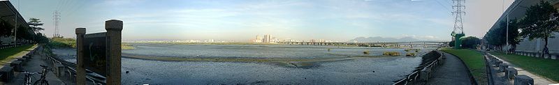 File:Geoffrey nd 005 Tamsui River.jpg