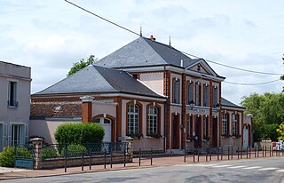 <span class="mw-page-title-main">Girolles, Loiret</span> Commune in Centre-Val de Loire, France