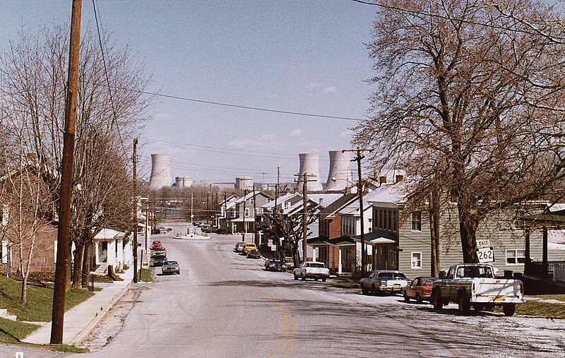 File:Goldsboro, PA and TMI.jpg