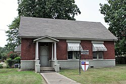 Grace Episcopal Church in Wynne, Arkansas.jpg