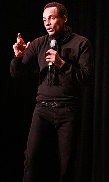 Harper speaking at the Missouri Theatre in 2014 Hill Harper speaks at the Missouri Theatre (alt crop).JPG