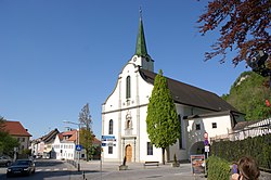 Centrum Hohenemsu s farním kostelem Sv. Karla Boromejského