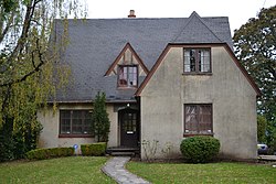 Howard A Hall House (Eugene, Oregon).jpg