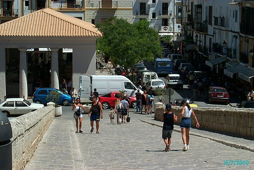 Plaça de la Constitutió und Markthalle. Ibiza-Stadt