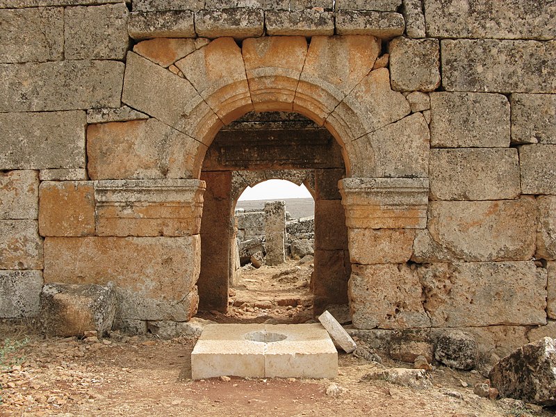 File:Idlib, Syria, Dead Cities, Serjilla, Gate.jpg