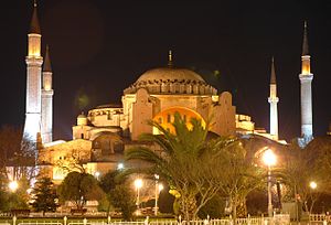 Istanbul Santa Sofia: Història, Arquitectura, Referències