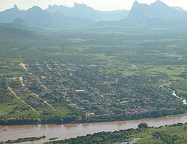 Jacinto aan de rivier de Jequitinhonha