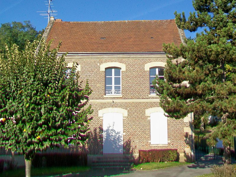 File:Jaux (60), école, rue Charles-Ladame.jpg