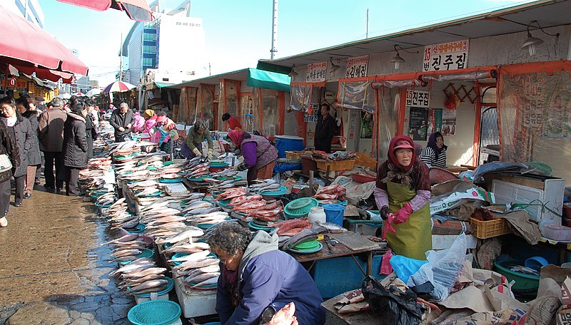 File:Korea-Busan-Jagalchi Fish Market-02.jpg