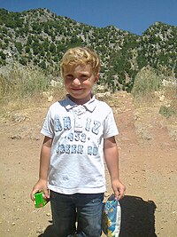 Lebanese boy with blond hair.jpg