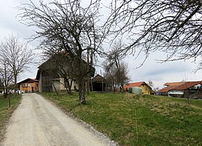 Ljubez v Lazih Slovenia 1.jpg