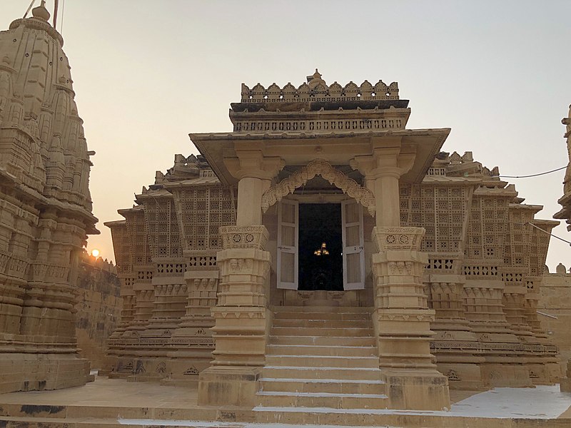 File:Lodurva Jain temple entrance sunset.jpg