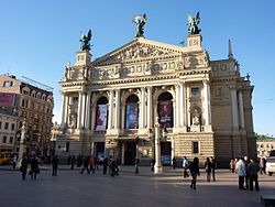 Lviv Opera House (5447208945).jpg