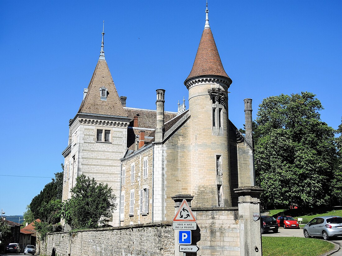 File:Mairie-château d'Ambronay.jpg