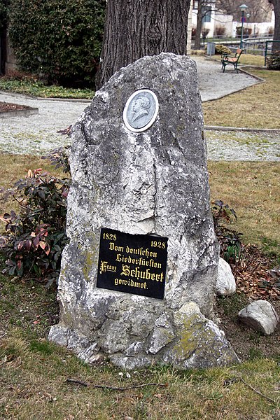 File:Mattersburg - Schubertdenkmal (01).jpg