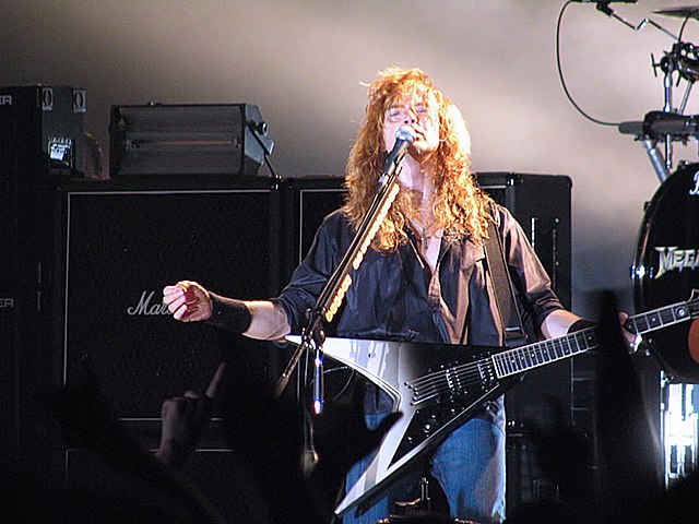 Mustaine performing in Bucharest, Romania in 2005