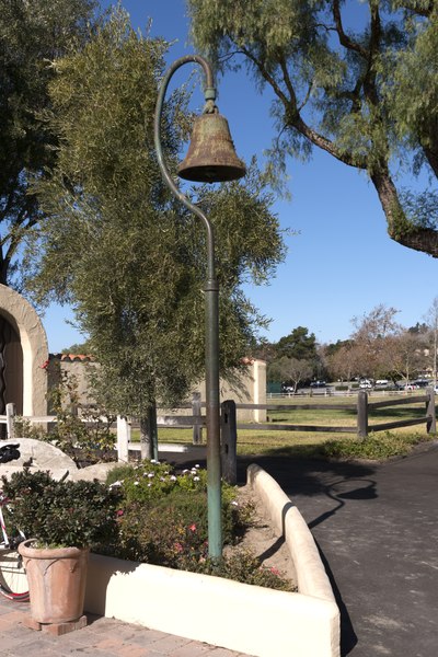 File:Mission bell at Santa Inés Mission in Santa Ynez, California LCCN2013631415.tif