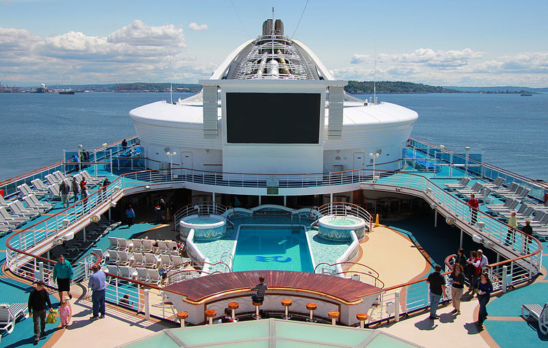 File:Neptune pool golden princess.jpg