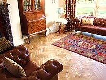 Oak herringbone parquet floor with two-strip wenge border Oak herringbone wood floor with two stripe wenge border.jpg