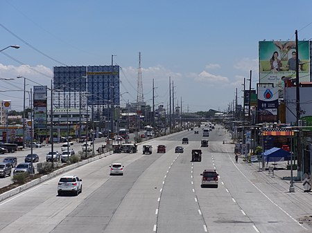 ไฟล์:Olongapo-Gapan_Road_-_eastbound_to_NLEX_(San_Fernando,_Pampanga;_2017-04-14).jpg